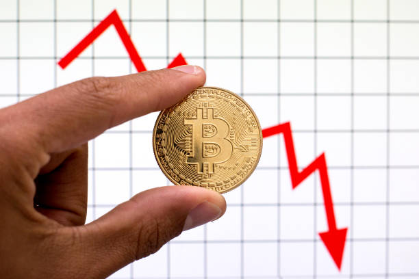 Bitcoin giảm xuống dưới 112.700 USD khi dòng tiền “cá voi” báo hiệu sự thận trọng