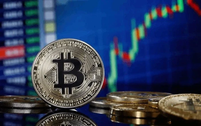 Bitcoin vượt lại mốc 111.000 USD nhờ Metaplanet và Strategy tăng cường mua vào