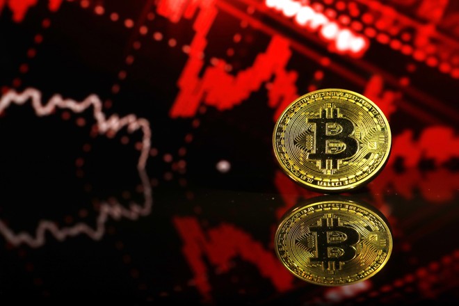 Dải Bollinger của Bitcoin thu hẹp kỷ lục, chuyên gia cảnh báo biến động lớn sắp xảy ra